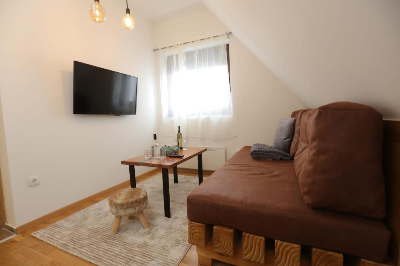 Wood Apartmani - Vila Zimska Idila Núi Jahorina Ngoại thất bức ảnh